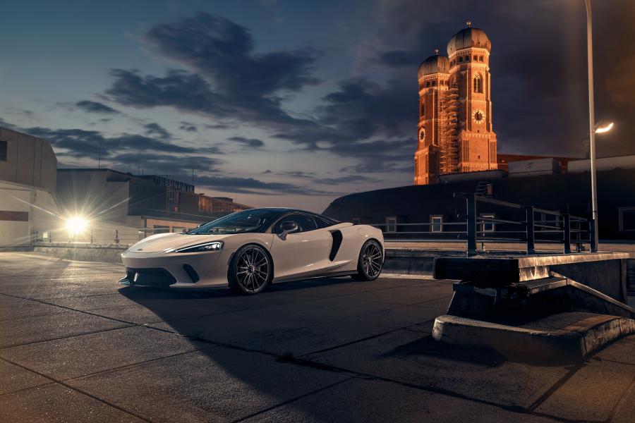  McLaren GT by Novitec Rosso on Vossen Wheels (MC3) 2020 года  (фото 1 из 12)